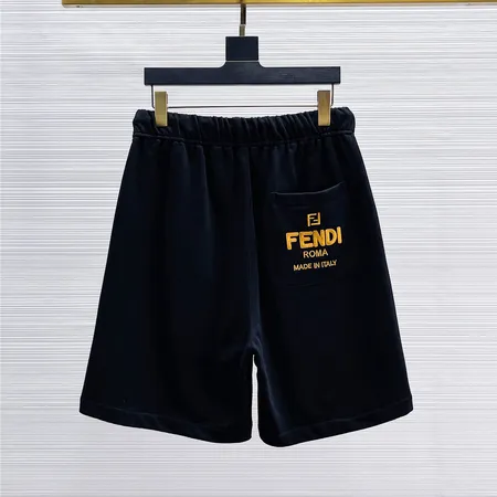 フェンディ ショートパンツ