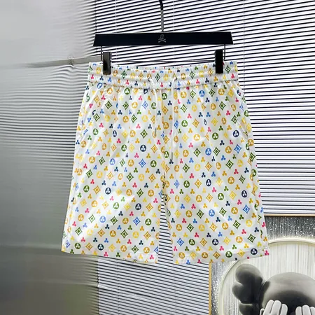 ルイヴィトン ショートパンツ