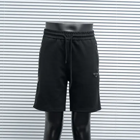 プラダ ショートパンツ