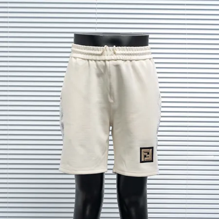 フェンディ ショートパンツ