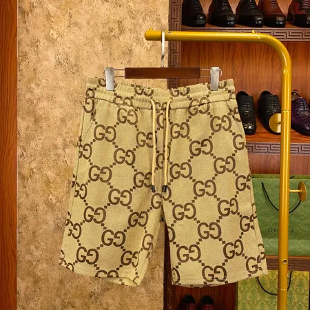 ルイヴィトン ショートパンツ