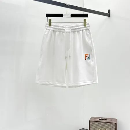 フェンディ ショートパンツ