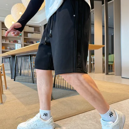 バレンシアガ ショートパンツ