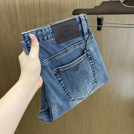 アルマーニ ジーンズ