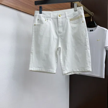 ヴェルサーチ ショートパンツ