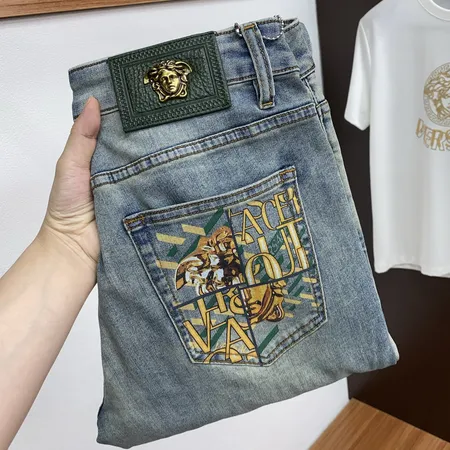 ヴェルサーチ ジーンズ