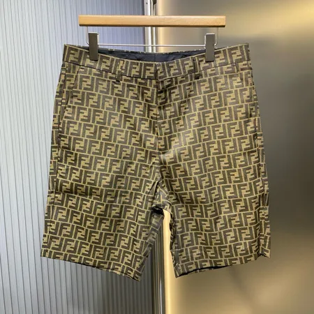 フェンディ ショートパンツ