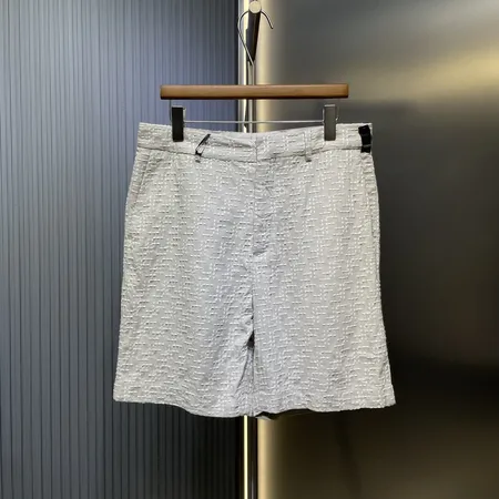 フェンディ ショートパンツ