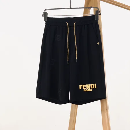 フェンディ ショートパンツ