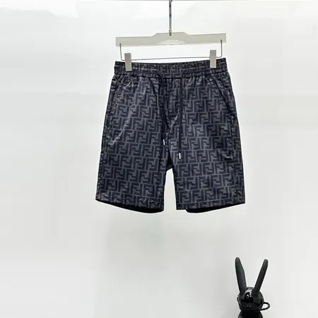 フェンディ ショートパンツ