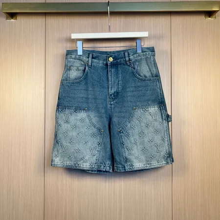 ルイヴィトン ショートパンツ