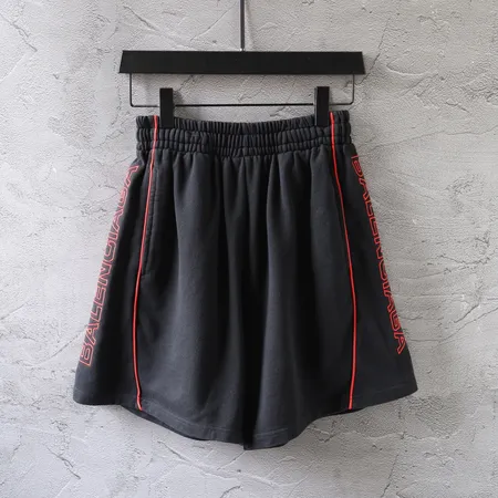 バレンシアガ ショートパンツ