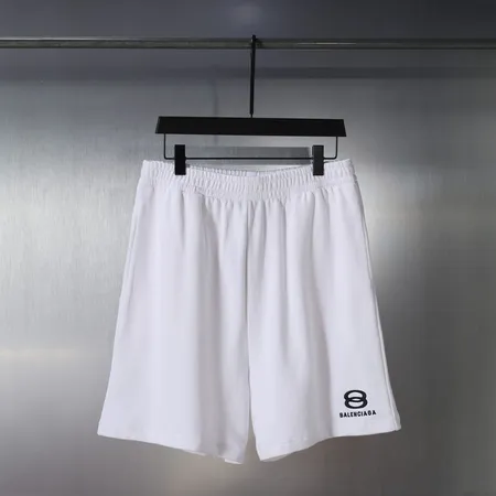 バレンシアガ ショートパンツ