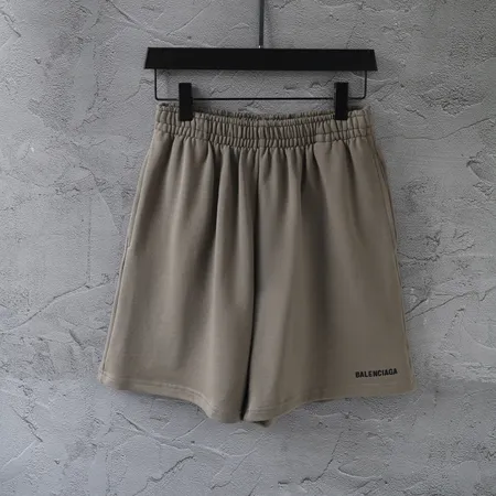 バレンシアガ ショートパンツ