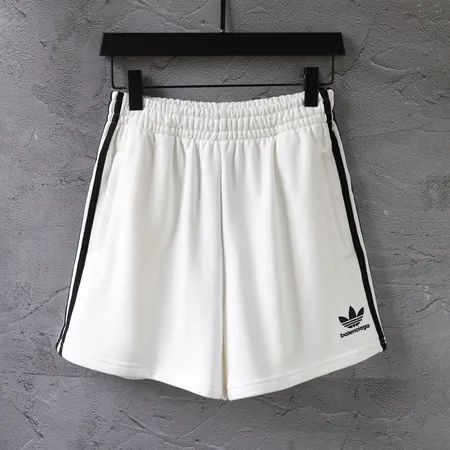 バレンシアガ ショートパンツ