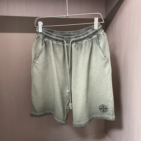 ストーンアイランド ショートパンツ