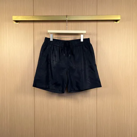 ルイヴィトン ショートパンツ