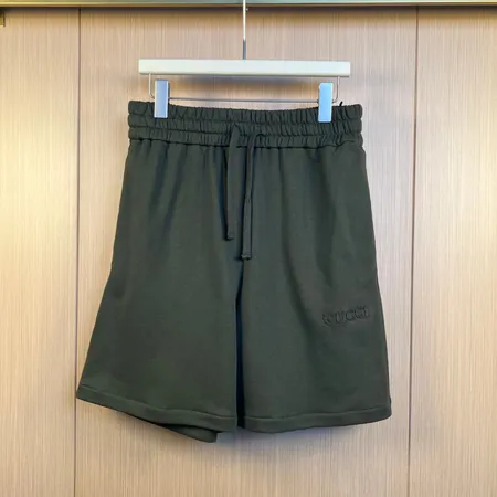 ルイヴィトン ショートパンツ