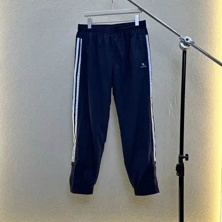 バレンシアガ カジュアルパンツ