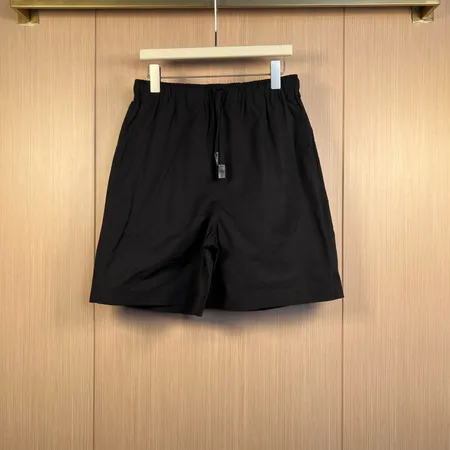 ロエベ ショートパンツ