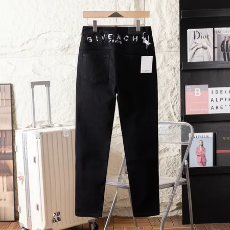 ジバンシィ ジーンズ