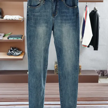 ヴァレンティノ ジーンズ