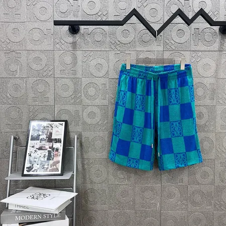 ロエベ ショートパンツ