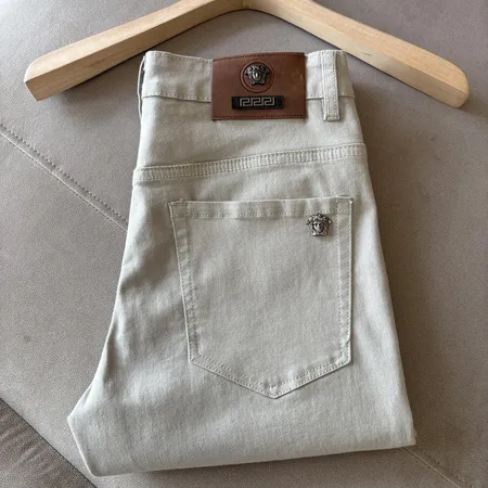 ヴェルサーチ ジーンズ