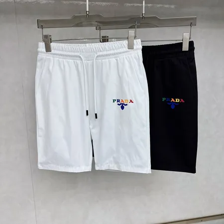 プラダ ショートパンツ