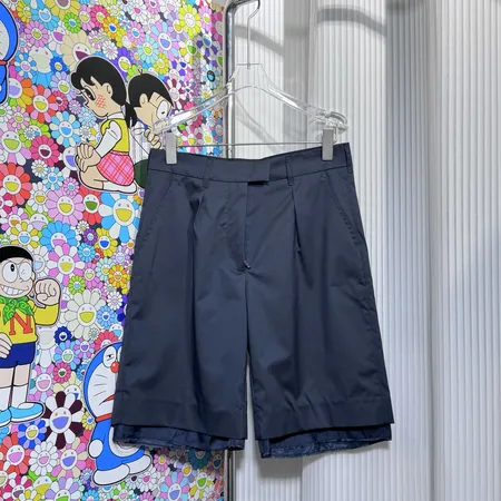 ミュウミュウ ショートパンツ