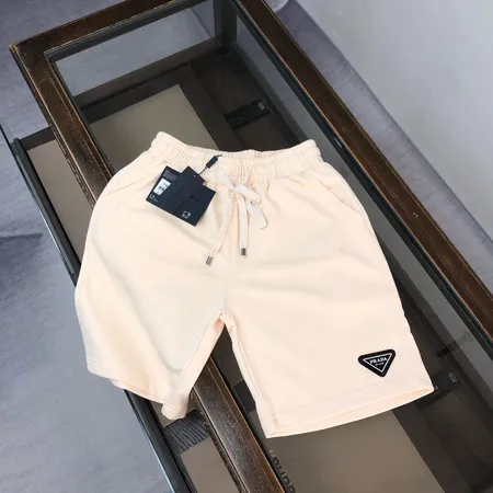 プラダ ショートパンツ
