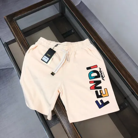 フェンディ ショートパンツ