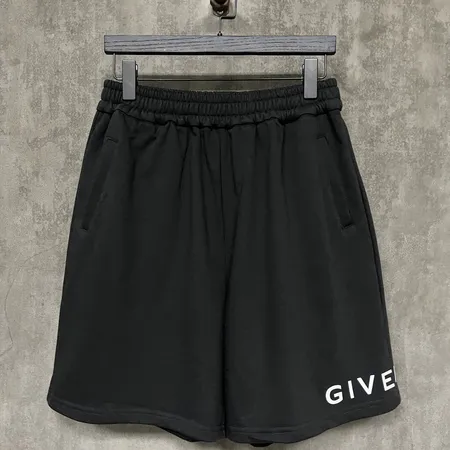 ジバンシィ ショートパンツ