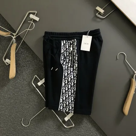 グッチ ショートパンツ