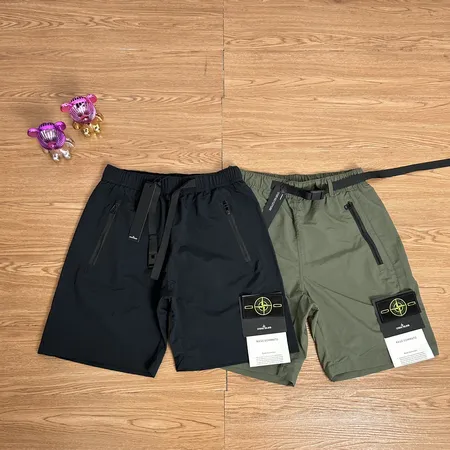 ストーンアイランド ショートパンツ