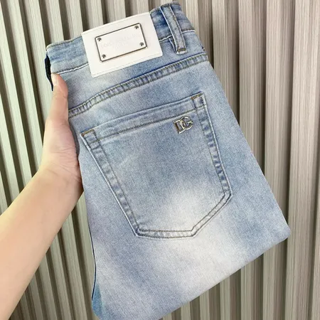 ヴィヴィアン・ウエストウッド ジーンズ