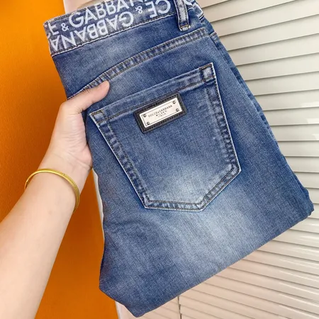 ヴィヴィアン・ウエストウッド ジーンズ