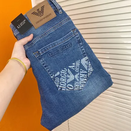 アルマーニ ジーンズ