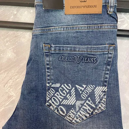 アルマーニ ジーンズ