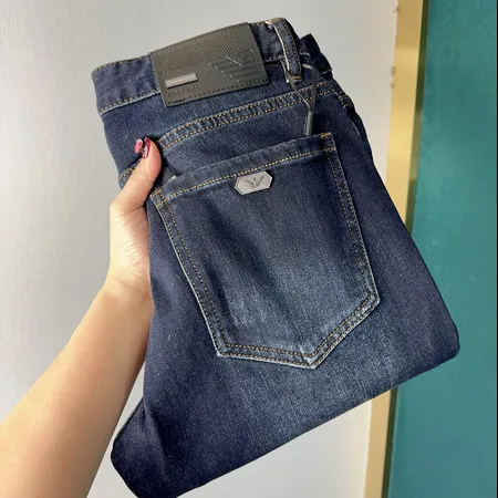 アルマーニ ジーンズ