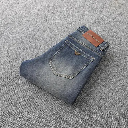 アルマーニ ジーンズ