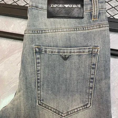 アルマーニ ジーンズ