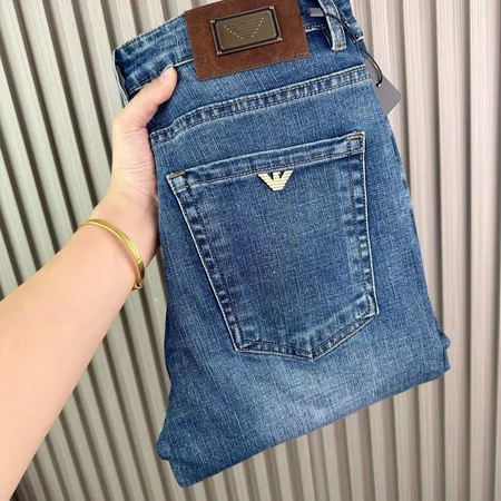 アルマーニ ジーンズ