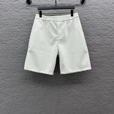 プラダ ショートパンツ