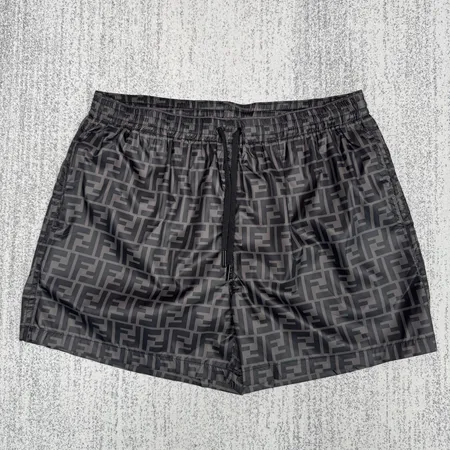 フェンディ ショートパンツ