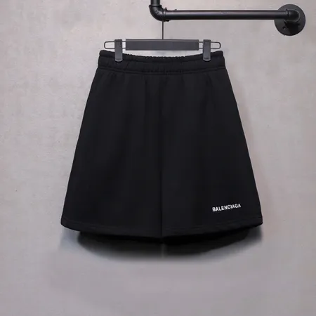 バレンシアガ ショートパンツ