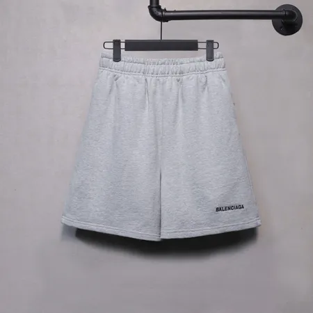 バレンシアガ ショートパンツ