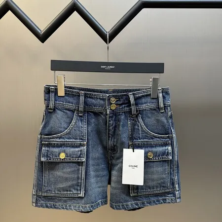 セリーヌ ショートパンツ