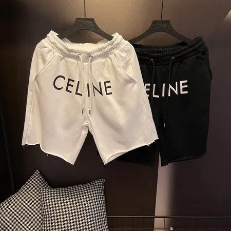 セリーヌ ショートパンツ