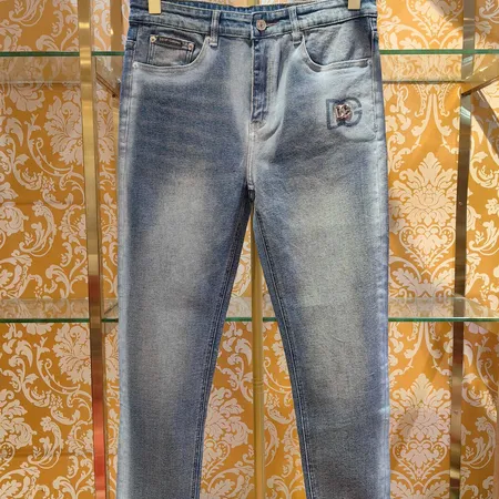 ヴィヴィアン・ウエストウッド ジーンズ